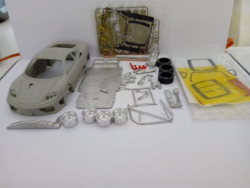 ELITIS BC007 FERRARI 360 KESSEL SPA 2002( KIT INCOMPLETO) SEE FOTO