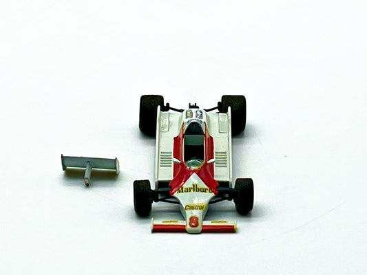 CVABC512 - MCLAREN ALAIN PROST N.8