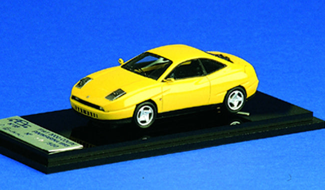 ABC 035 FIAT 2000 COUPEÂ’ PININFARINA 1993 GIALLA