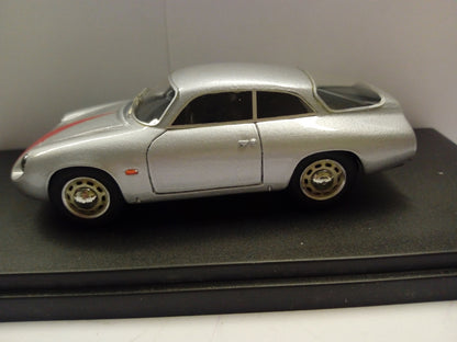 TRON KIT BEEBOP21 ALFA ROMEO SZ CODA TRONCA SALONE TORINO 1961 SILVER-RED