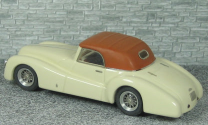 ALFA MODEL AM43300 ALFA ROMEO 6c 2500 SS CABRIOLET PININFARINA 1942 IVORY