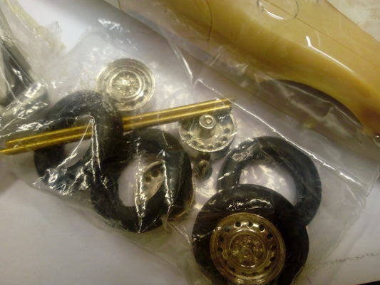 TIN WIZARD​ TWK248070 Opel GT "Cabriolet"