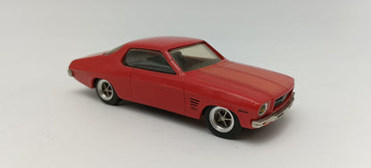 DINKUM CLASSICS HOLDEN HQ MONARO 1972