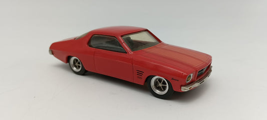 DINKUM CLASSICS HOLDEN HQ MONARO 1972