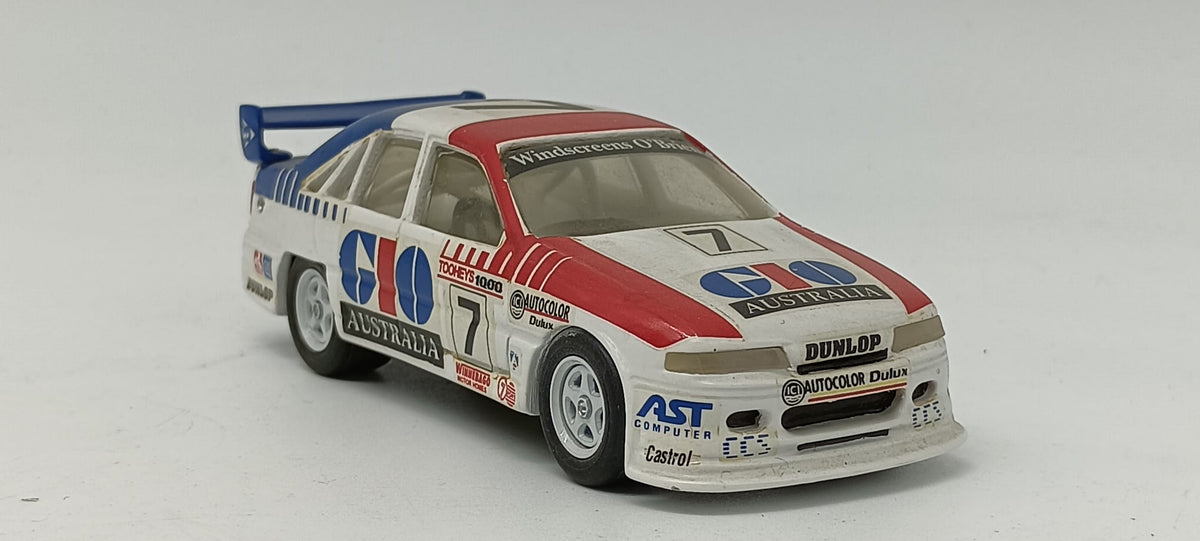 DINKUM CLASSICS HOLDEN VP COMMODORE #7 GIO - V8 SUPERCAR 1993