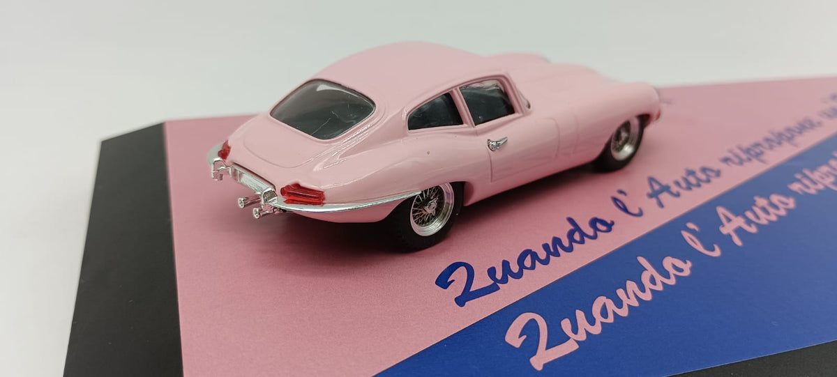 CLUB BIALBERO MMCBAJER/200 COFANETTO JAGUAR TYPE E ROSA (COUPE' E SPYDER) 1962
