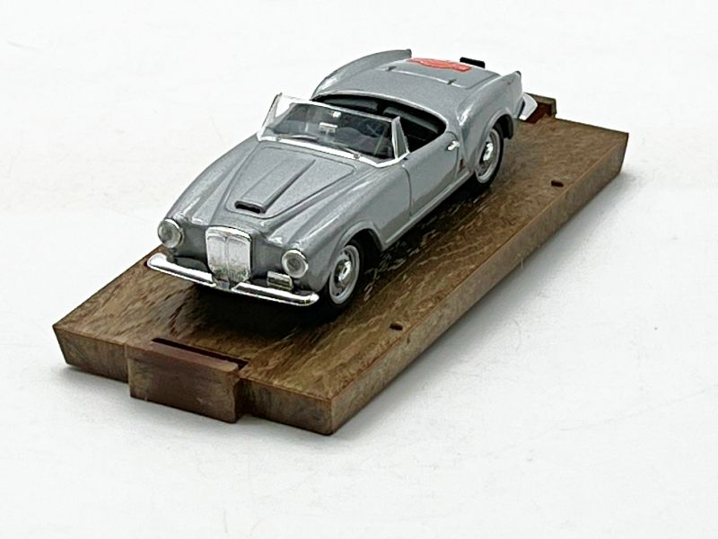 CVLAZ010 - BRUMM - R131 - LANCIA B24 SPIDER 1955