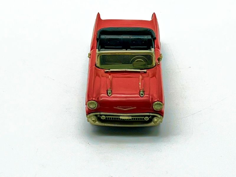 V040 - CHEVROLET BEL AIR '57