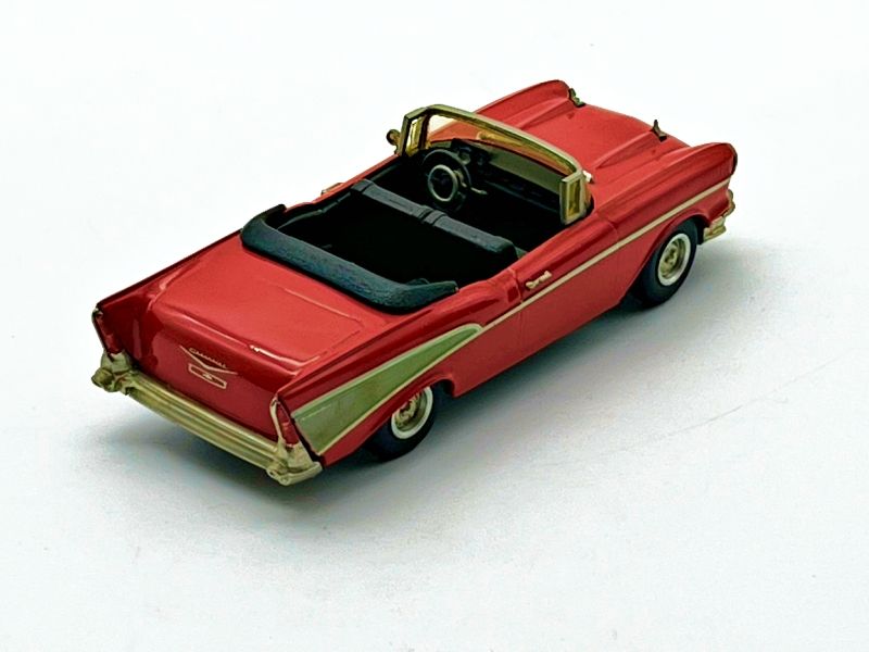 V040 - CHEVROLET BEL AIR '57