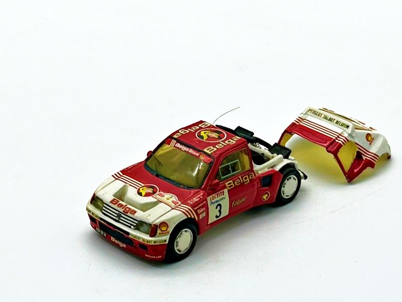 V073 - PEUGEOT 205 TURBO BELGA N.3 - COFANO APRIBILE