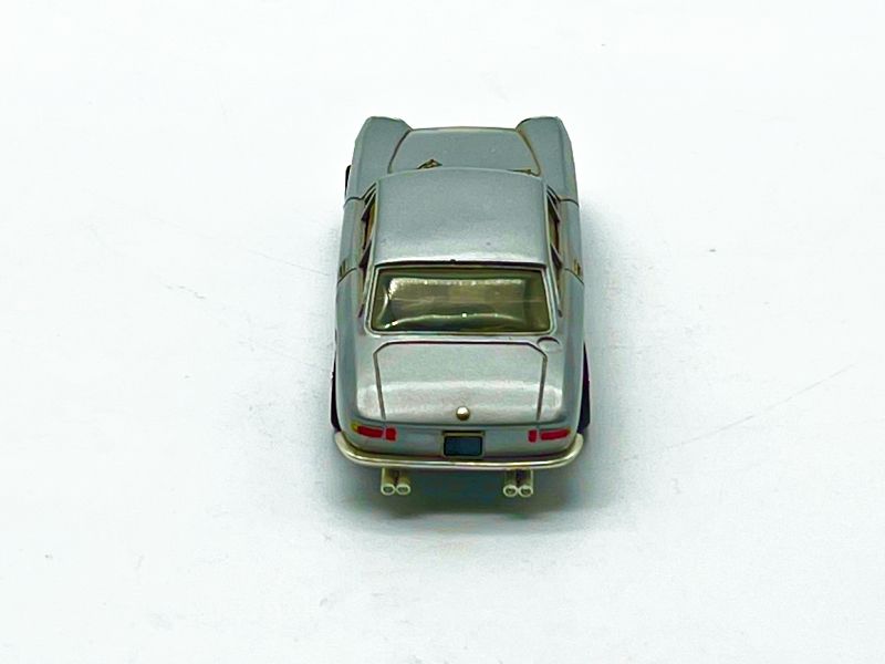 V075 - FERRARI 330 GT DOPPI FARI