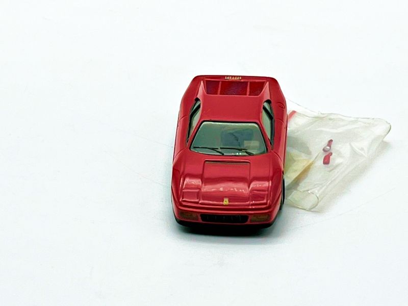 V084 - FERRARI348 GTB