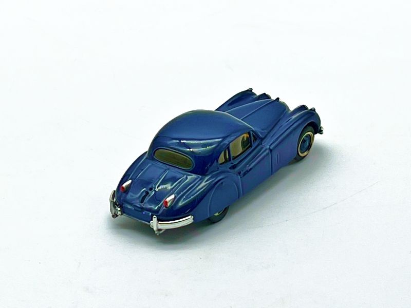 V077 - JAGUAR XK140 COUP - VERNICE MEDIOCRE