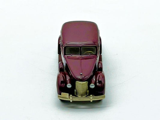 V099 - CADILLAC V8 BERLINA - FREGIO ROTTO