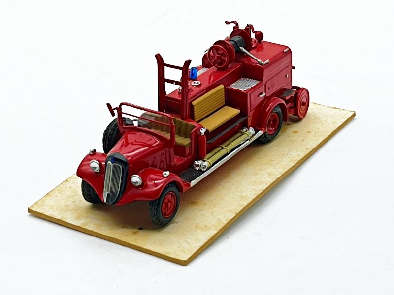 CVABC567 - AUTOPOMPE DELAHAYE