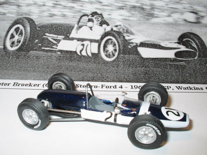 LM137 - VILLAMODEL - Stebro 4 Ford - Peter Broeker - USA East GP - 1963